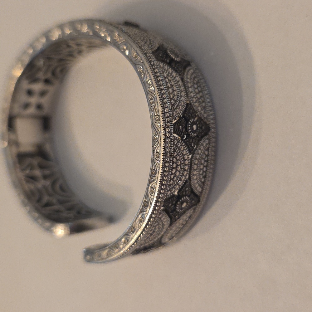 Silver And Black Patterned Cuff Hinged Bracelet - image 2